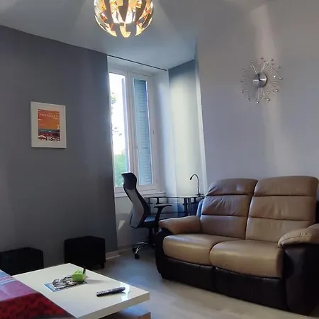 Coeur De Ville-Ideal Long Sejour-Bureau-Fibre Pau Exterior foto